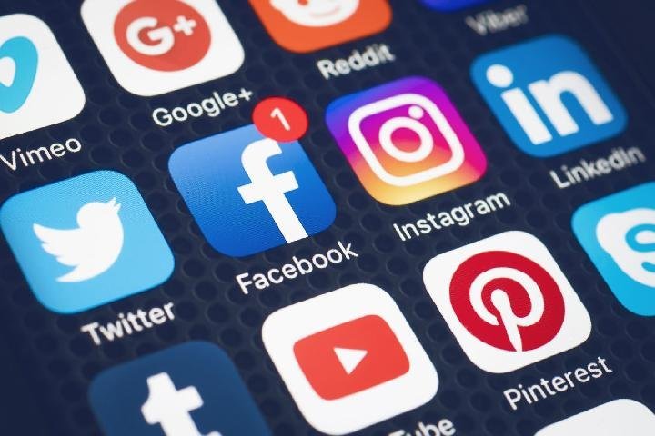 social-media-presence Social Media Presence